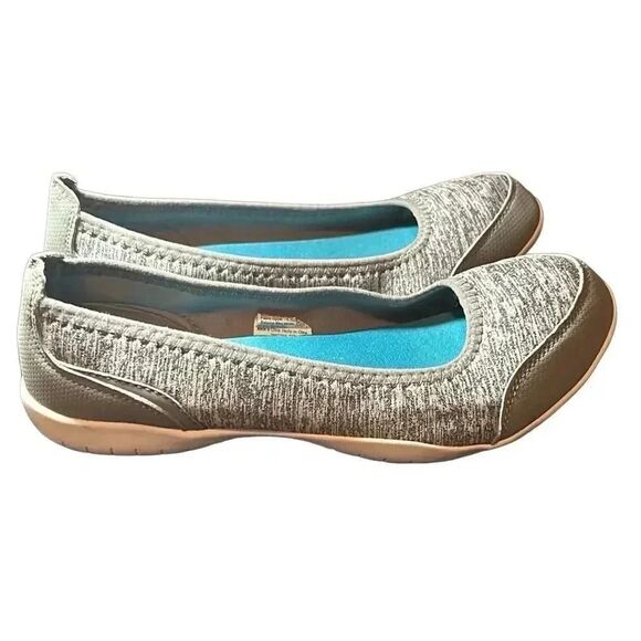 🎉Like New 🎉 super comfy and cute. - Picture 1 of 4